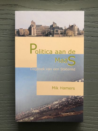 42. Politica aan de Maas - cover